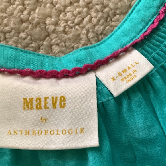 Anthropologie Maeve Embroidered Fully Lined Top with Gathered Sleeves- Like New - Picture 7 of 10